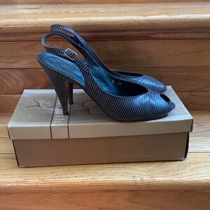 Women’s Black & White Striped Peep Toes Slingback Heels Size 8